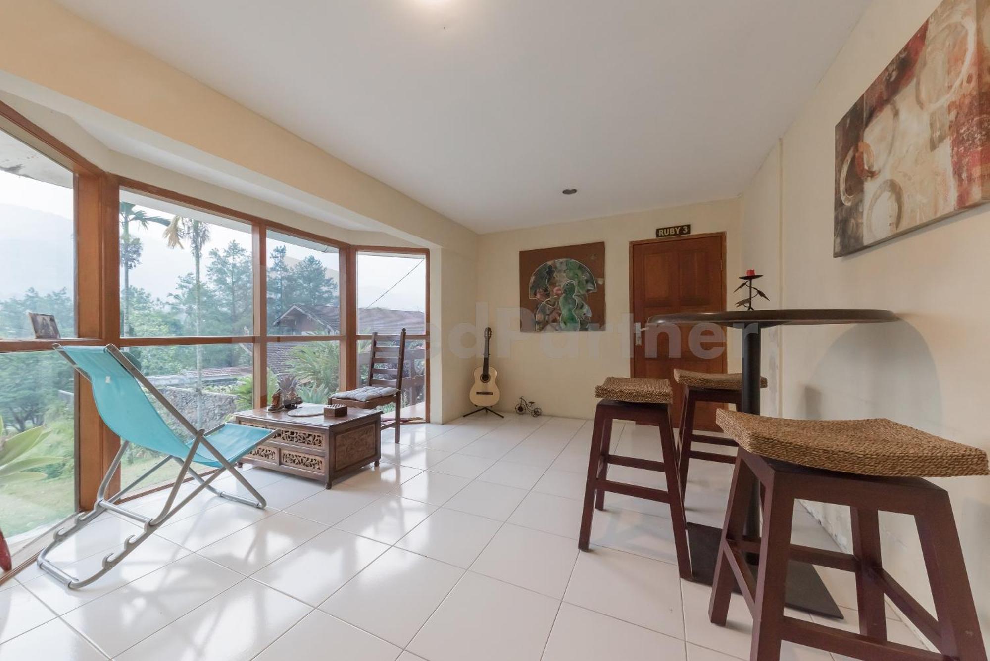 Bens Homestay RedPartner Bogor Eksteriør billede